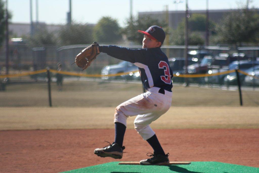 Elbow Injuries in Young Throwers The Lending Coach